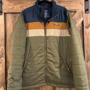 L.L. Bean Green and Blue Puffer Jacket with Sporty Design